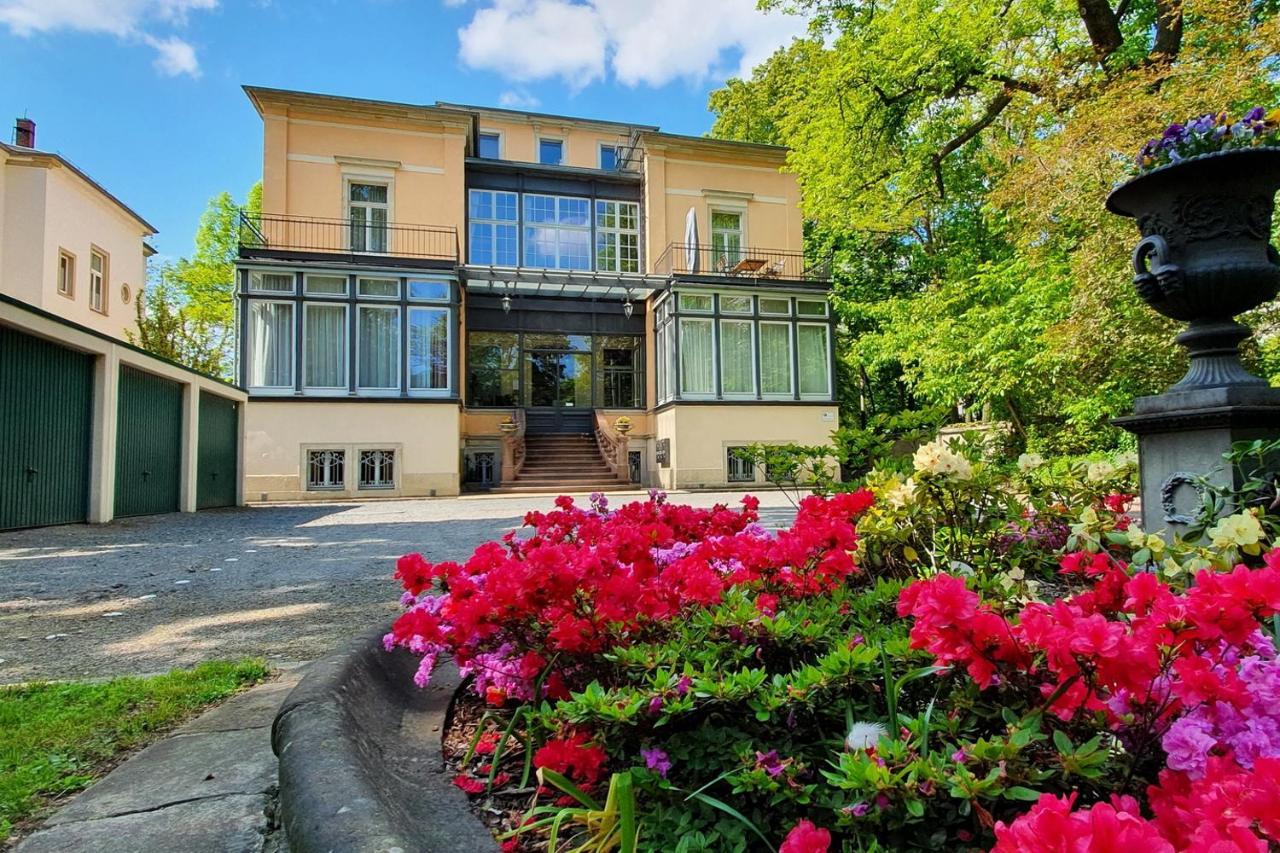 Ferienwohnungen Villa Haniel Carl دريسدن المظهر الخارجي الصورة